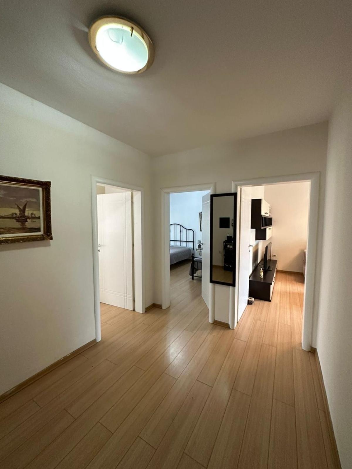 Blloku Family Apartment Tirana Exteriör bild